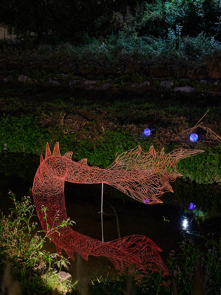 용꼬리1