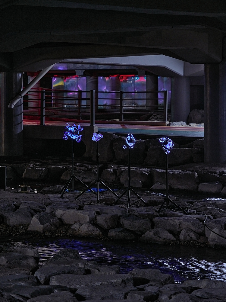 초현실적1