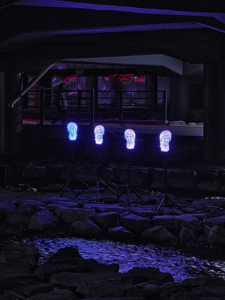 초현실적3